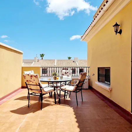 Tourist Paco, Ciudad Quesada, Private Pool, Private Parking *