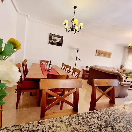 Tourist Paco, Ciudad Quesada, Private Pool, Private Parking Holiday home *