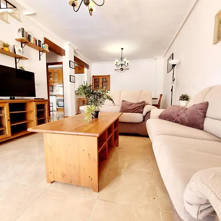 Tourist Paco, Ciudad Quesada, Private Pool, Private Parking Holiday home Ciudad Quesada