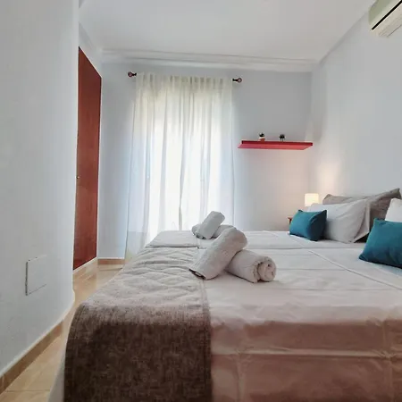 Tourist Paco, Ciudad Quesada, Private Pool, Private Parking Holiday home